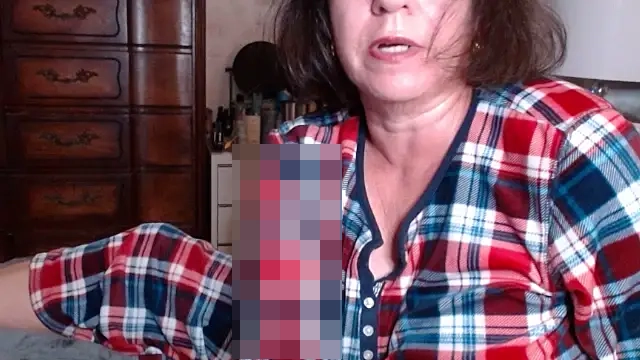 BigbustedBrenda's Webcam Show