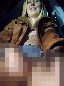 SheIsSomething's Webcam Show