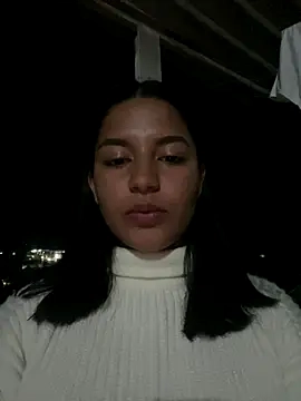 Sexy_zoe_outdoors' Webcam Show