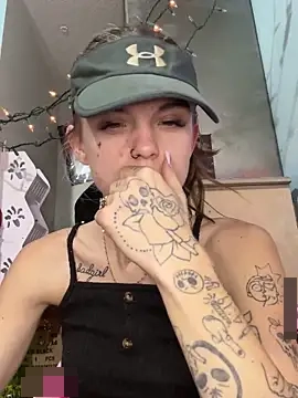 ittybittymeryssa's Webcam Show