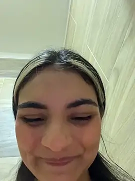 Cat2525's Webcam Show