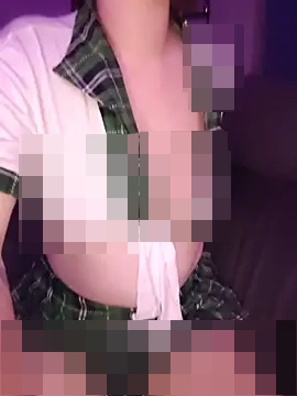 ScarletSiren07's Webcam Show