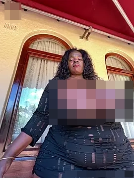 xXXSexyamazon's Webcam Show