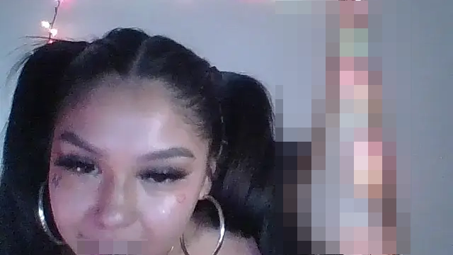 sexfantasy18's Webcam Show