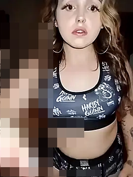 JuicyExxxperience's Webcam Show