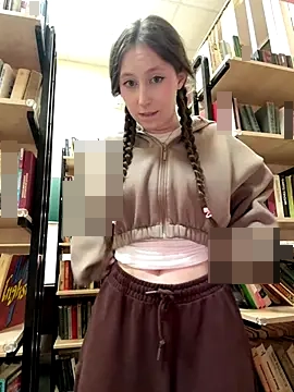 FroggyAnna's Webcam Show