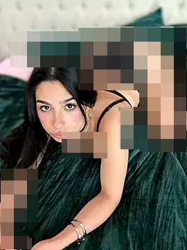 LoveLillyy's Webcam Show