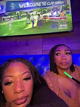 ForbiddenAddictions' Webcam Show