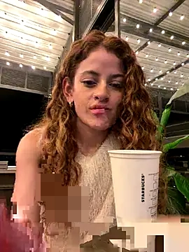 alana15's Webcam Show