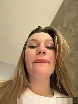 justmilaa's Webcam Show