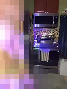 thigh_hi's Webcam Show