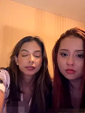 Bella_cutte_'s Webcam Show