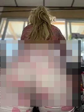 sammyqueenx21's Webcam Show