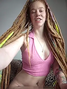 LucidLucy's Webcam Show