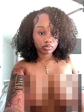 strip4faith's Webcam Show