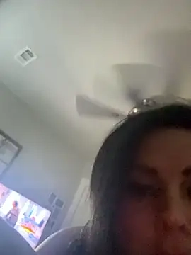 Miabelle2233's Webcam Show