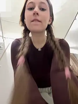 FroggyAnna's Webcam Show