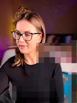 MaiseKnox's Webcam Show