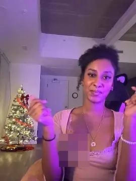 Your_Paris' Webcam Show