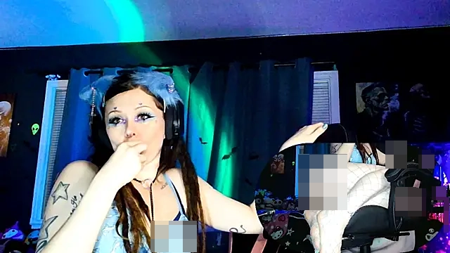 BlaizeyBBy's Webcam Show