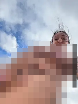 Ninabigtitied's Webcam Show