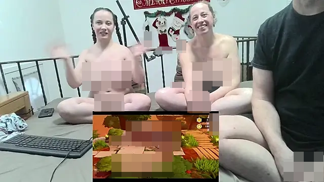 ShyAndHappyCdns' Webcam Show