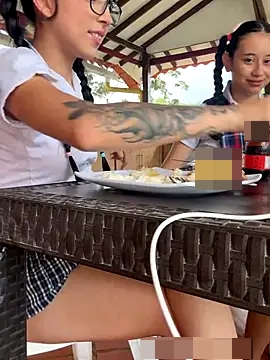 l0lita_sweet's Webcam Show