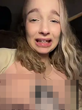 -teenytiny-'s Webcam Show