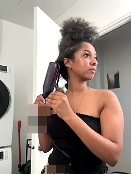 Your_Paris' Webcam Show