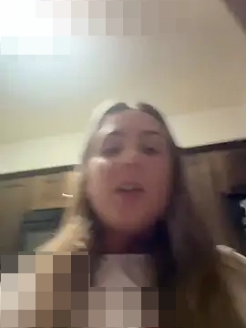 bratfigure's Webcam Show