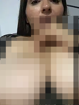 RosaliaVicky's Webcam Show