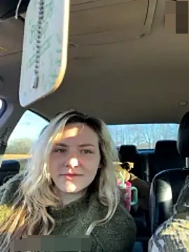 maddybabyxoxo's Webcam Show