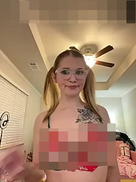 Riley_ray69's Webcam Show