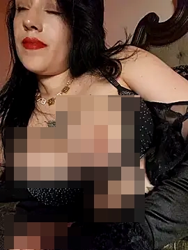 BustyVampyre's Webcam Show