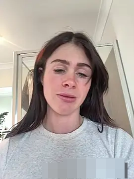 aus_queen's Webcam Show