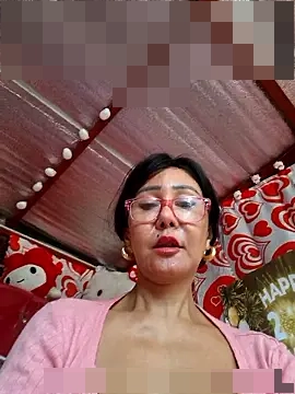 sweetieme's Webcam Show