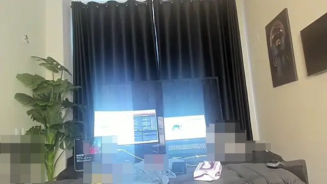 naughty_bigass' Webcam Show