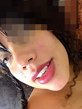 miafresa_hot's Webcam Show