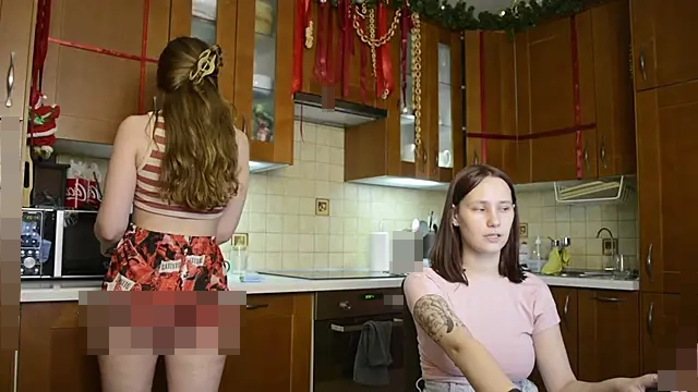 YKwhynot's Webcam Show