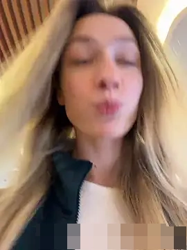 Lia__Love's Webcam Show