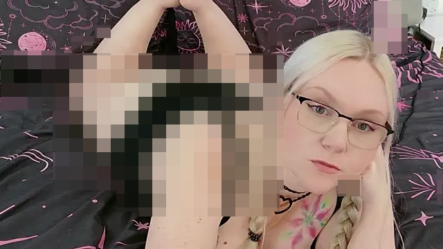 SaraBearXo's Webcam Show