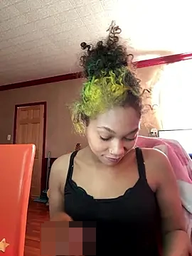 jojosbizarrelyf's Webcam Show