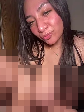 BustiBunny69's Webcam Show