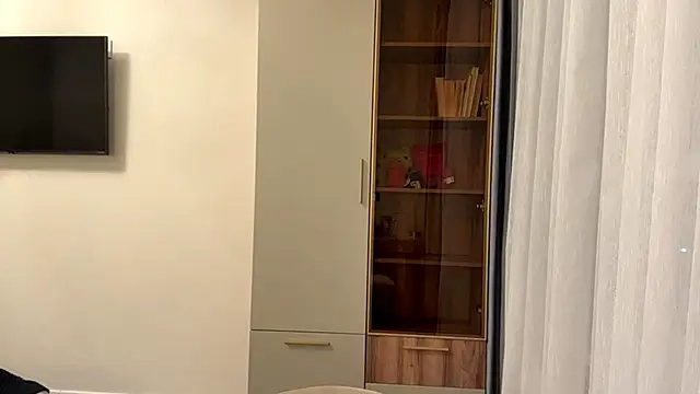 MinervaShetrawski's Webcam Show