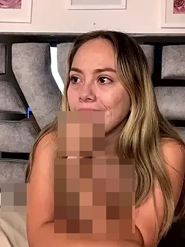 valery_and_Dani_'s Webcam Show