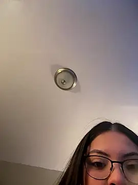 drizzypeach602's Webcam Show