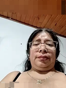 __valentina18's Webcam Show