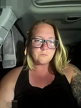 _ElizabethLove_'s Webcam Show