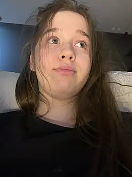 HornyGirlH's Webcam Show