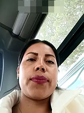 _andrea30's Webcam Show